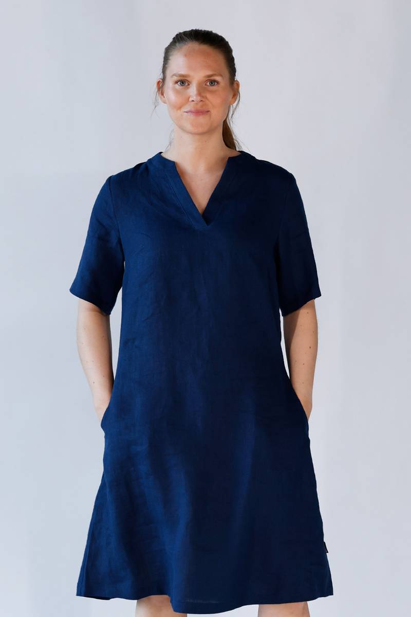 Anna navyblue linen dress from koko norway KOKO