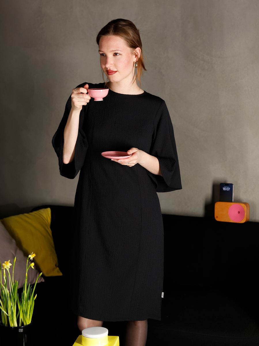 Perdy black dress